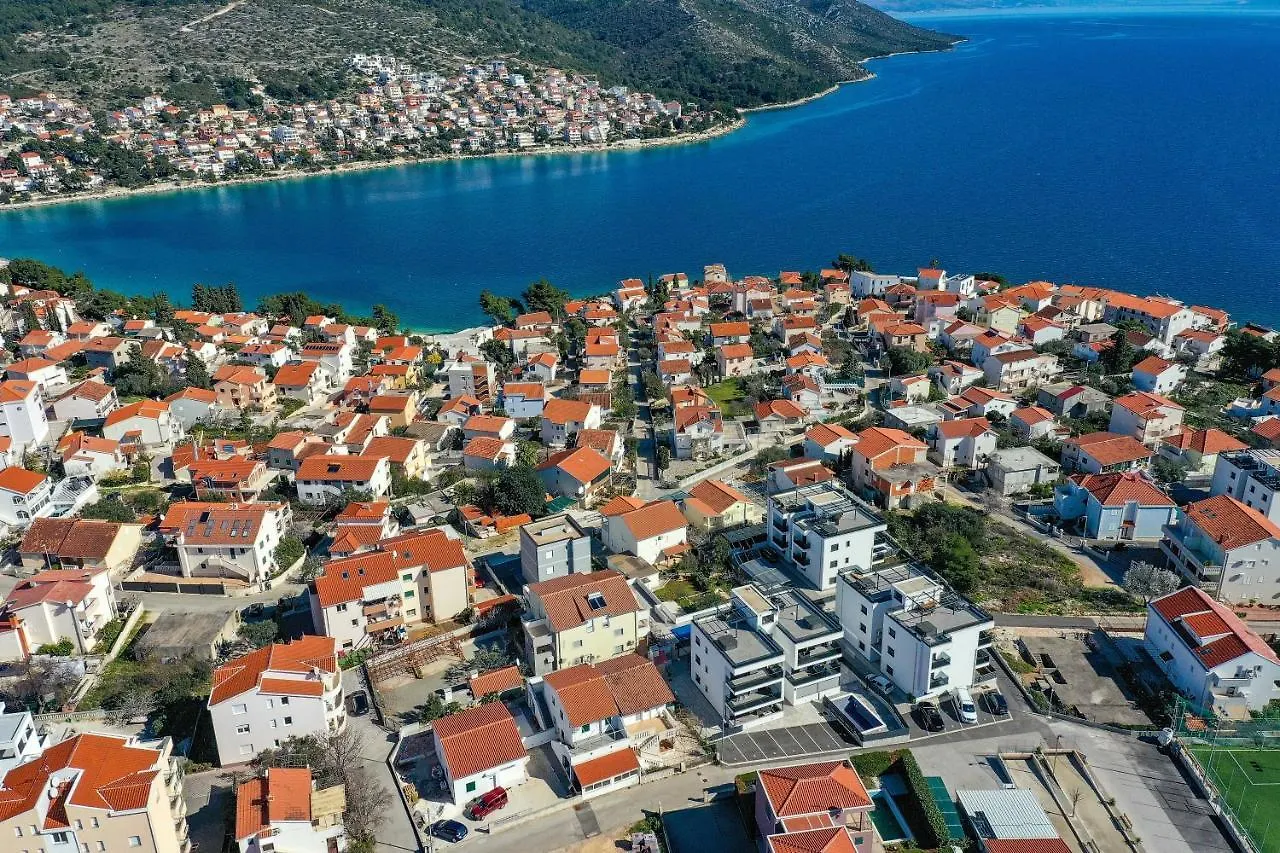 Luxury Apartment Pia With Swimming Pool And Grill Trogir 0*,