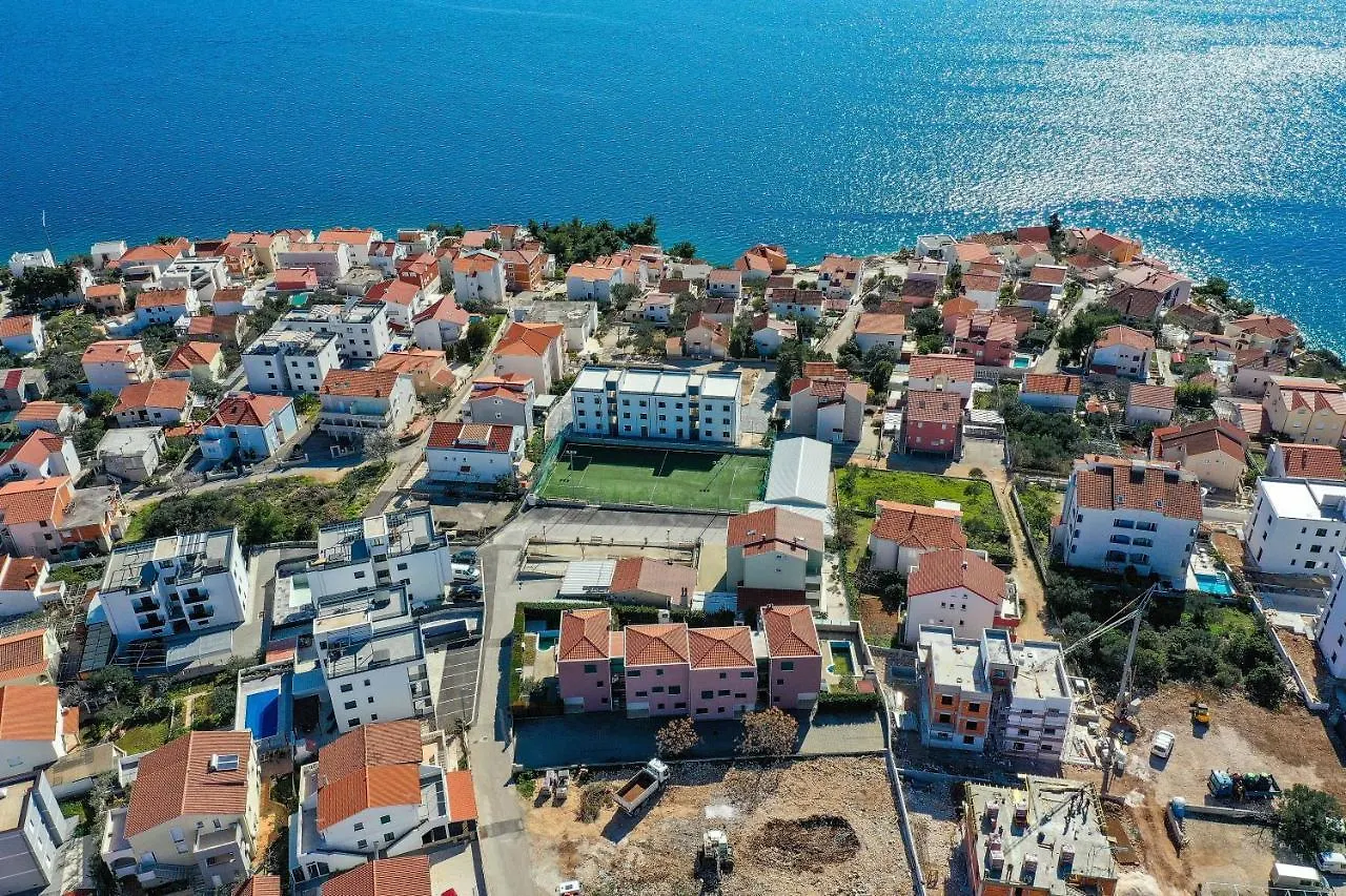 Luxury Apartment Pia With Swimming Pool And Grill Trogir Chorvatsko