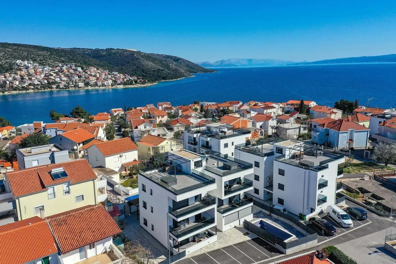 Luxury Apartment Pia With Swimming Pool And Grill Trogir 0*,